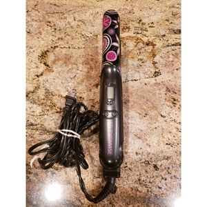 Studiowise flat iron